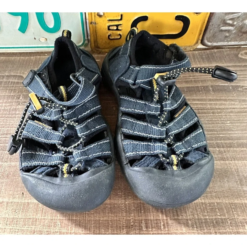 KEEN Newport Kid's Sandals Shoes Summer Blue Drawstring Hiking Size 11